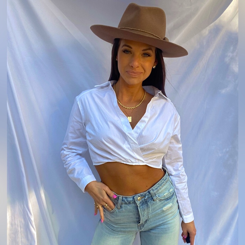 Long Sleeve Crop Top- White